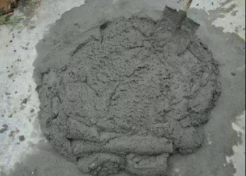 水泥基瓷砖胶与传统水泥砂浆，有啥区别？