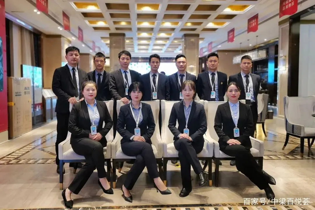 10月 "梦想中梁 感动北大"——战狼团队