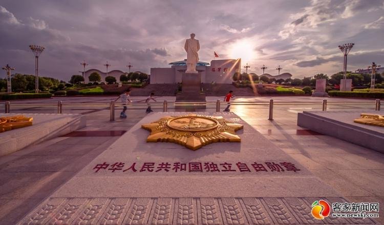 《兴国县红色旅游景区设施与服务质量规范》获批