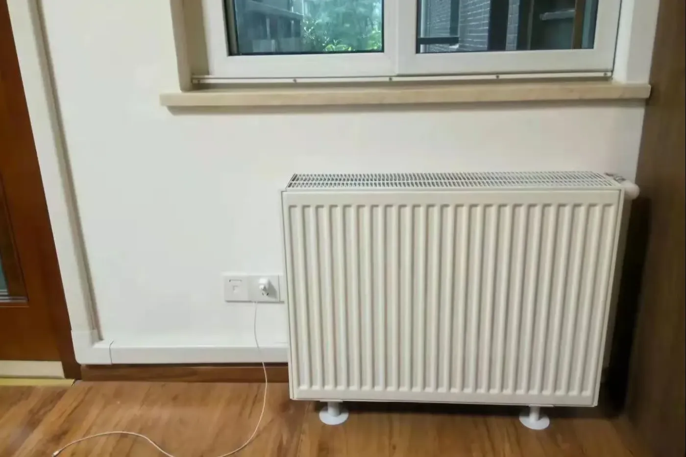 明装暖气片优缺点有哪些