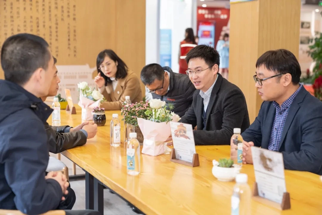 书香有礼 阅见美好心公益 | 衢州绿城捐书活动圆满落幕