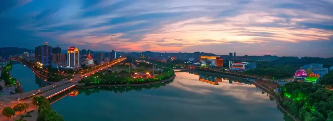 保利物业与湖北咸宁市咸安区达成战略合作共同推进物业全覆盖