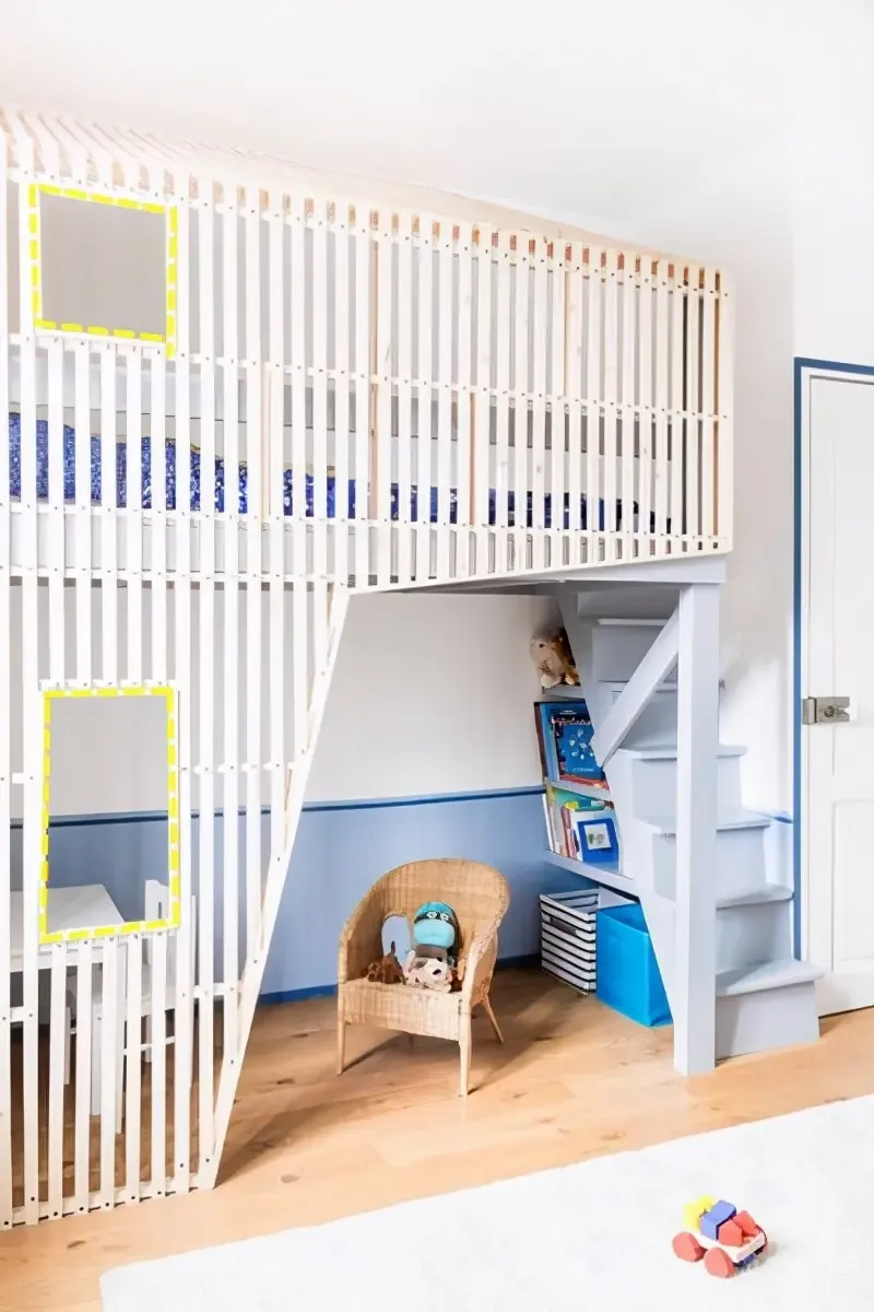 侧边装木格栅,隐藏楼梯多5㎡,1娃睡上下铺也不怕,安全又实用_房产资讯