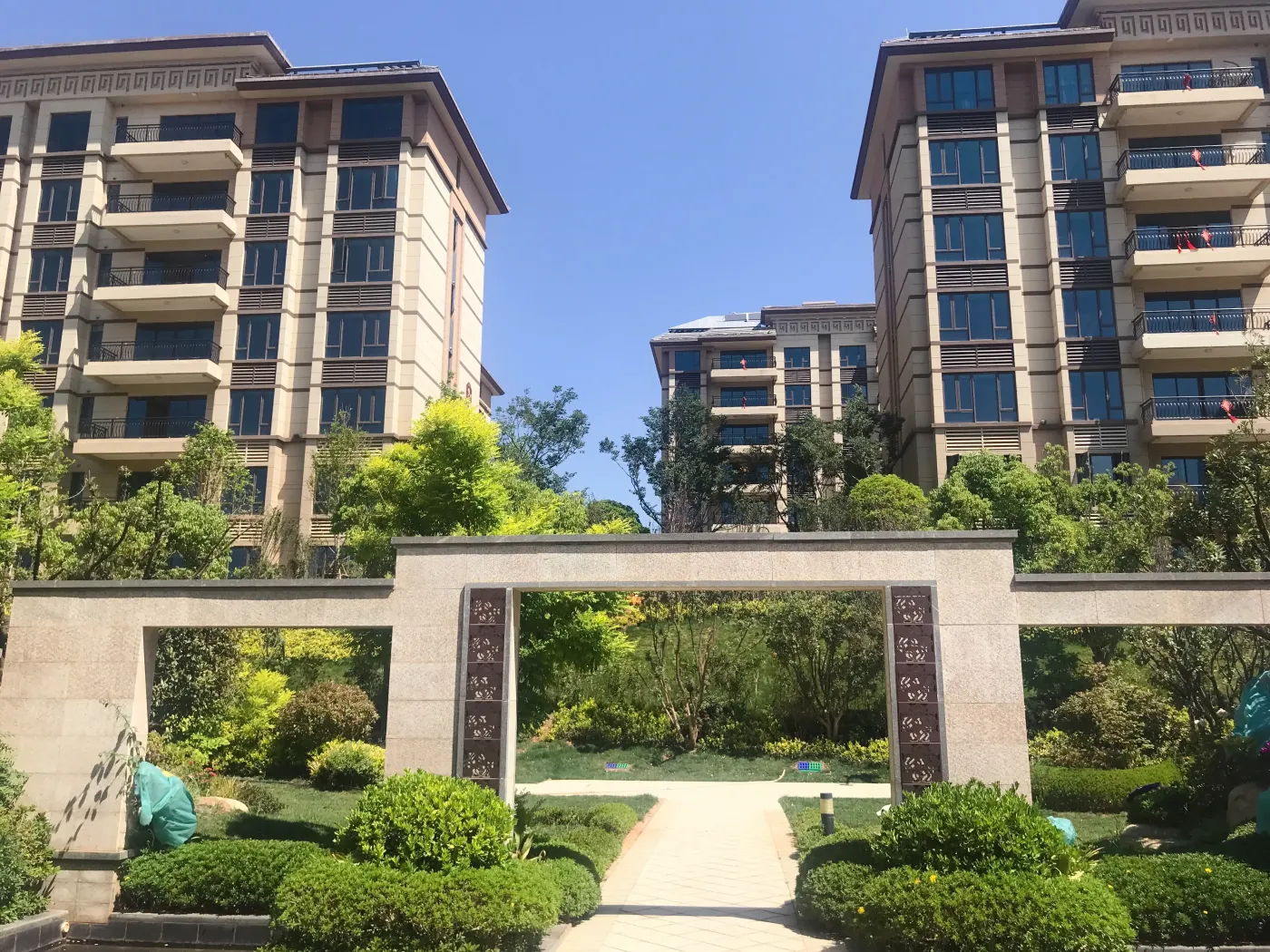 踩盘中交碧桂园东园稀缺花园洋房经开区不是只有刚需