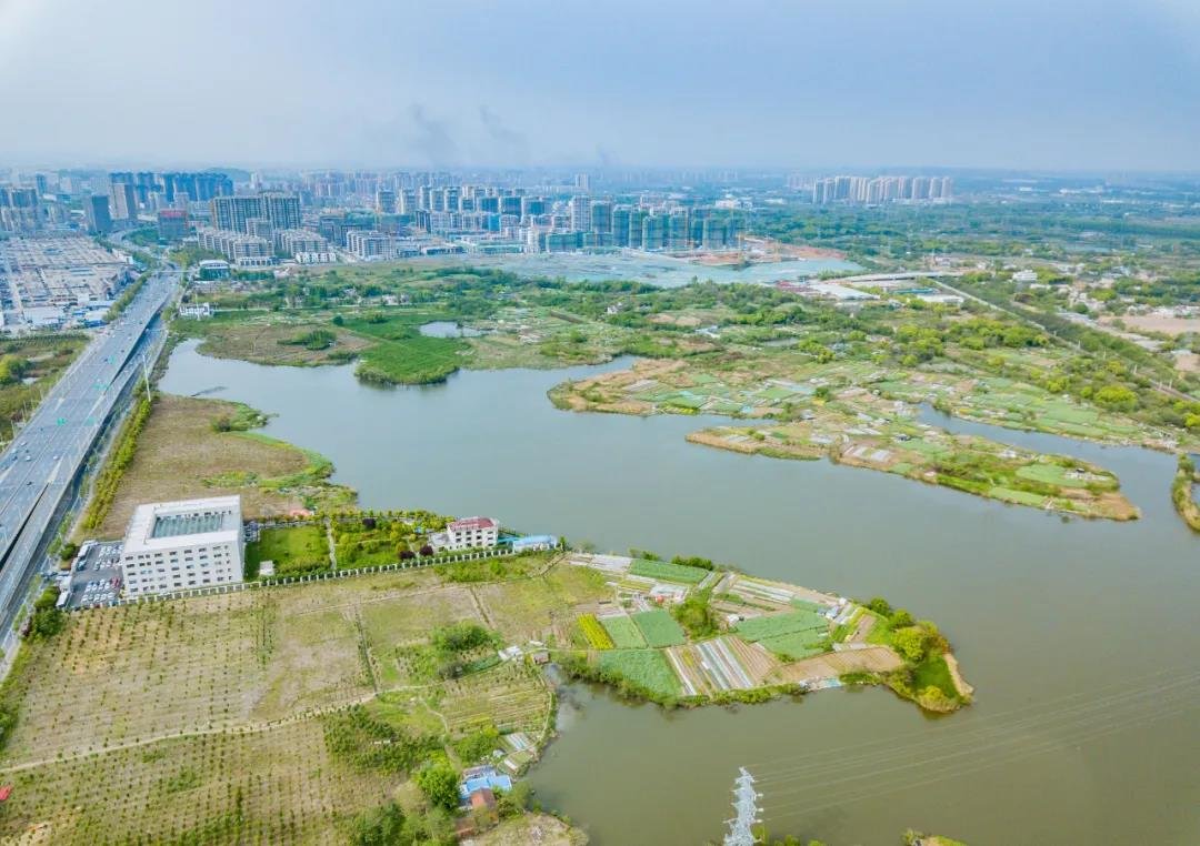 热销解码：以城芯优渥配套，悦享醇熟生活大境