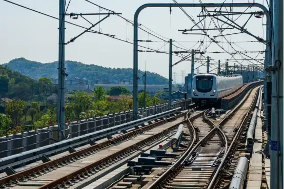 如今的杭州湾新区已经从滩涂变高楼从城乡结合部变成城市核心区