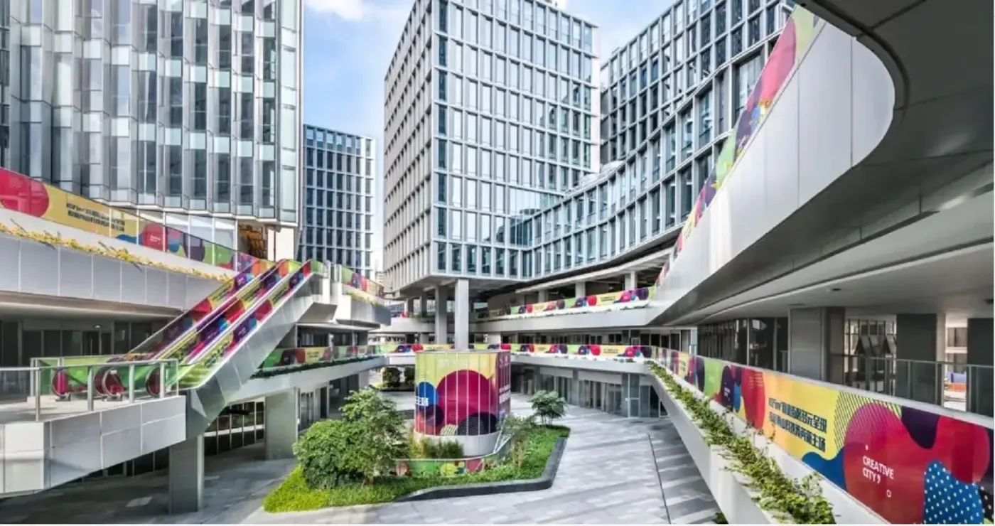 目前项目已吸引了博通集成,上海微电子,中电建南方建投等名企进驻