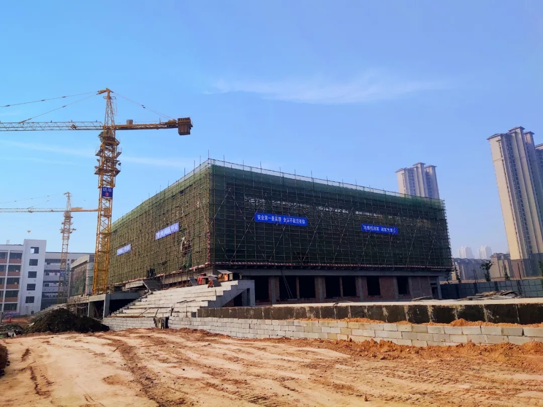 实探！宜阳这所新建中学工程进展，9月份即将迎来招生！