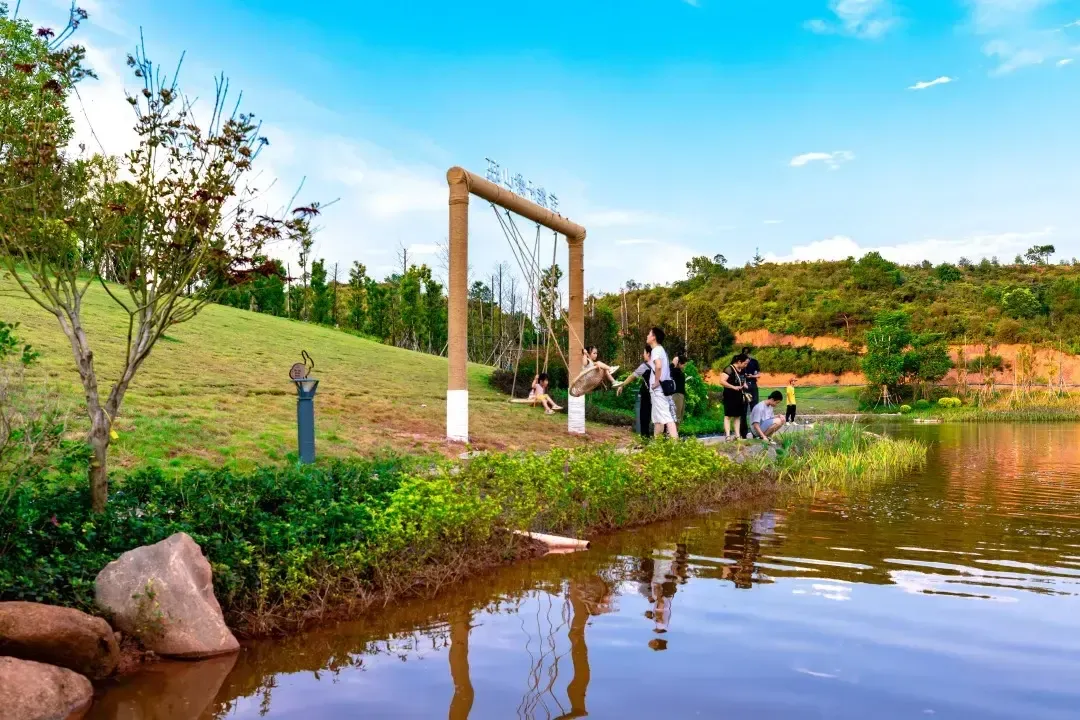 标题宝能丹霞山庄丨从康养时代出发给予度假生活无限美好