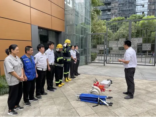 煙花高能預警寧波萬科物業全力做好防颱防汛工作