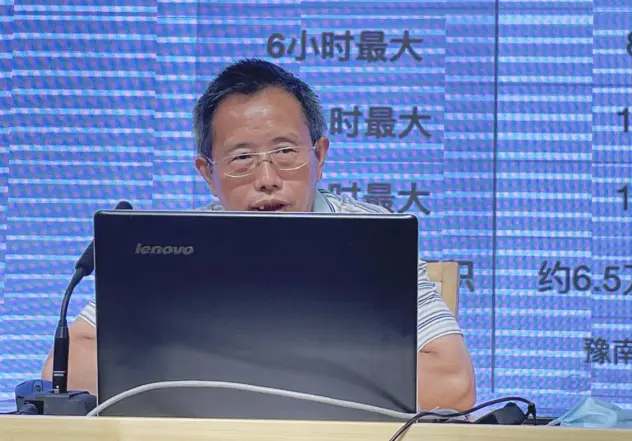 武汉经开区召开“建筑行业海绵城市建设培训大会”