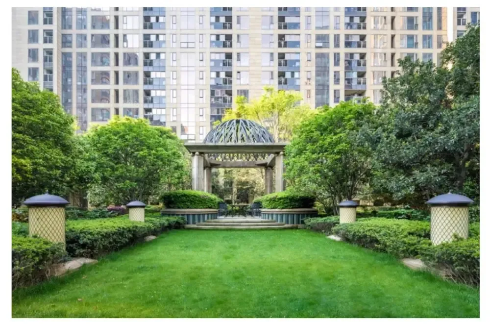 荣安物业标杆项目——荣安府