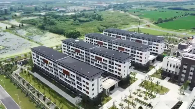 各位家长请注意湖州南浔高级中学启用欢迎到校咨询