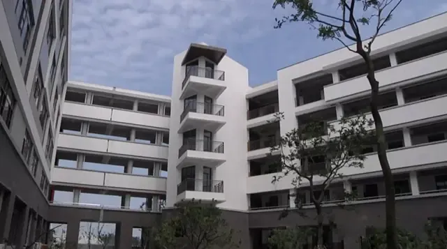 各位家长请注意湖州南浔高级中学启用欢迎到校咨询