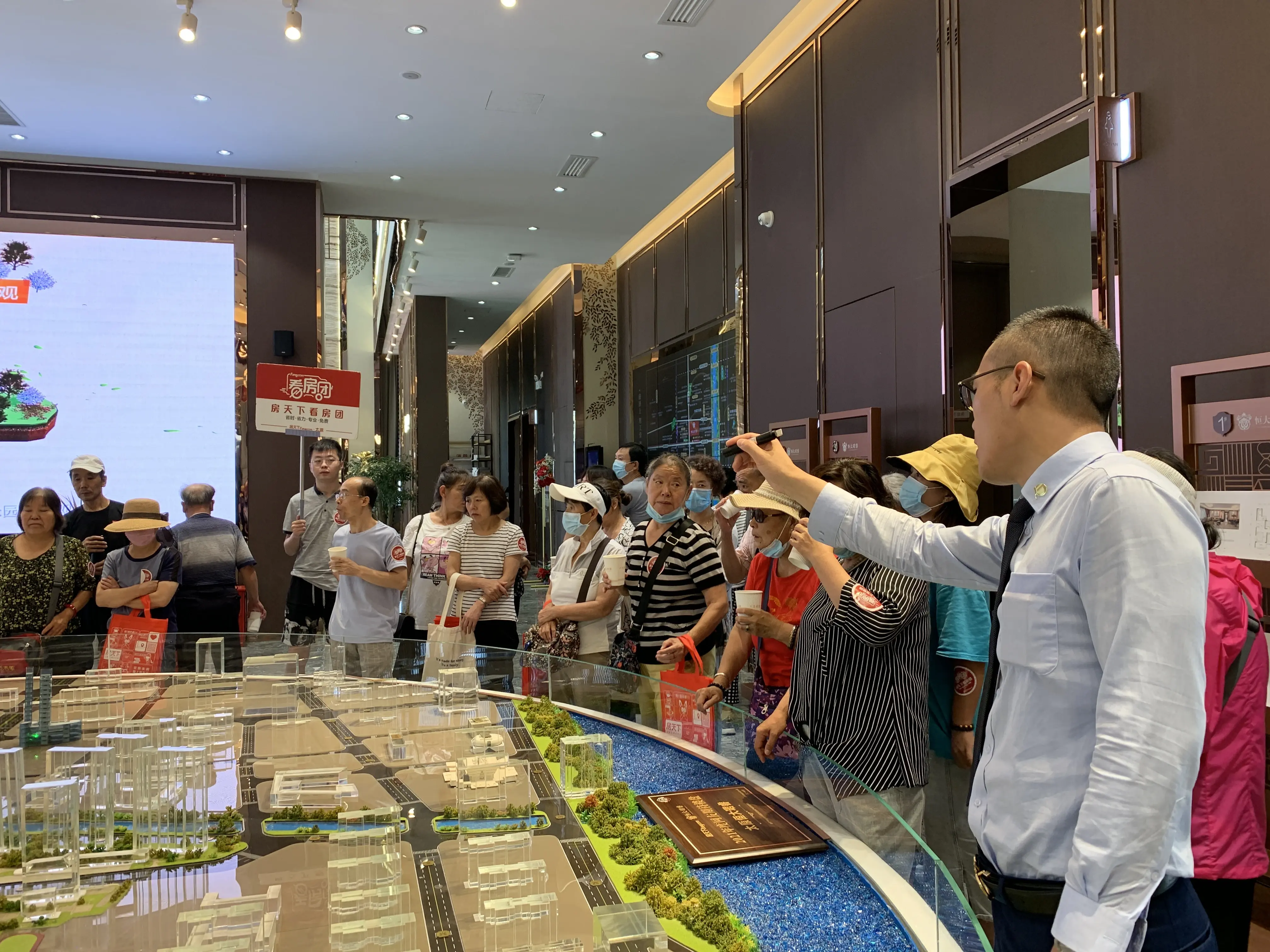 一次满足你三大买房愿望周六免费看房团来啦