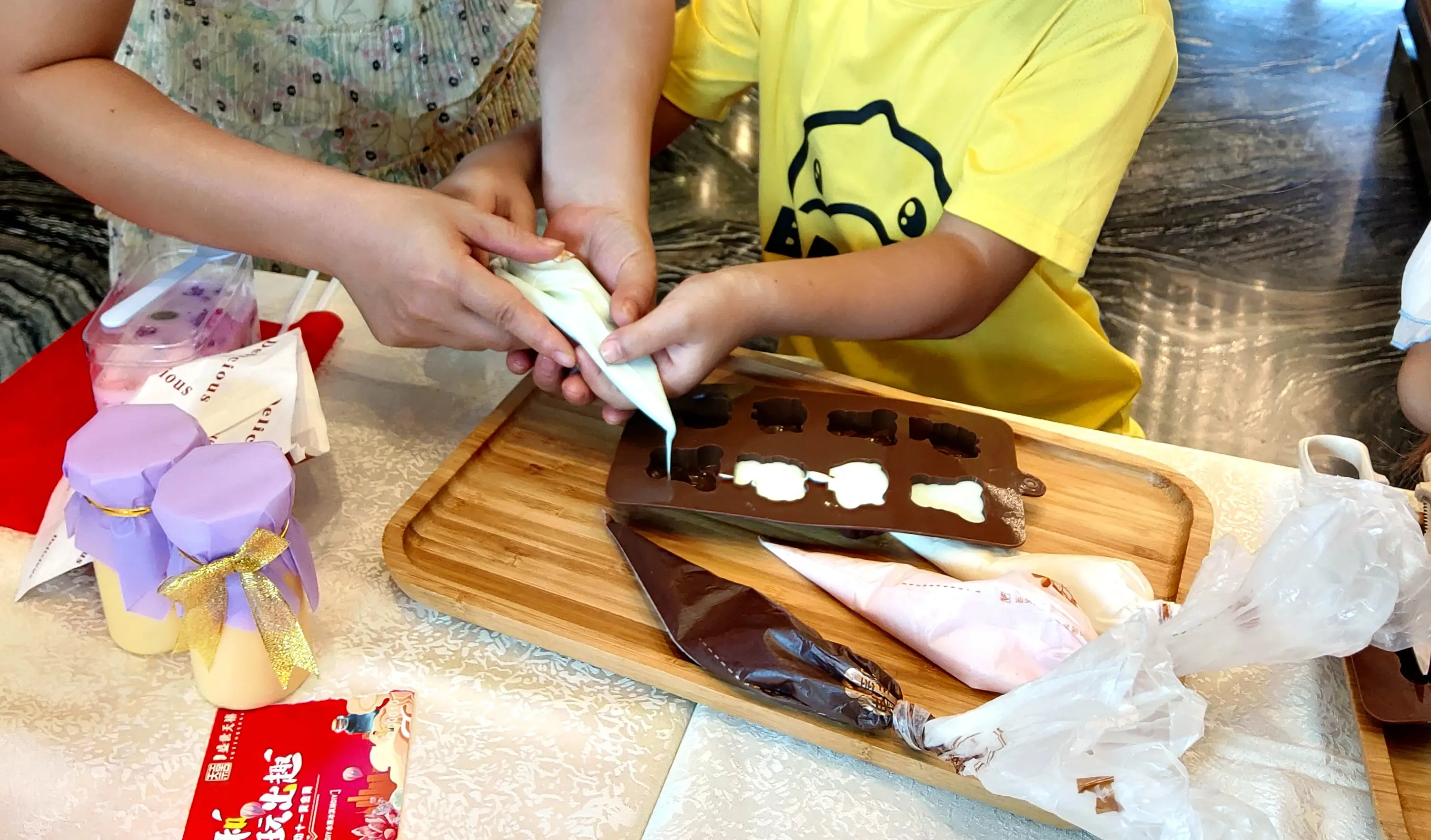 盛世天禧喜度国庆冰淇淋diy甜蜜之约纵享冰爽时光