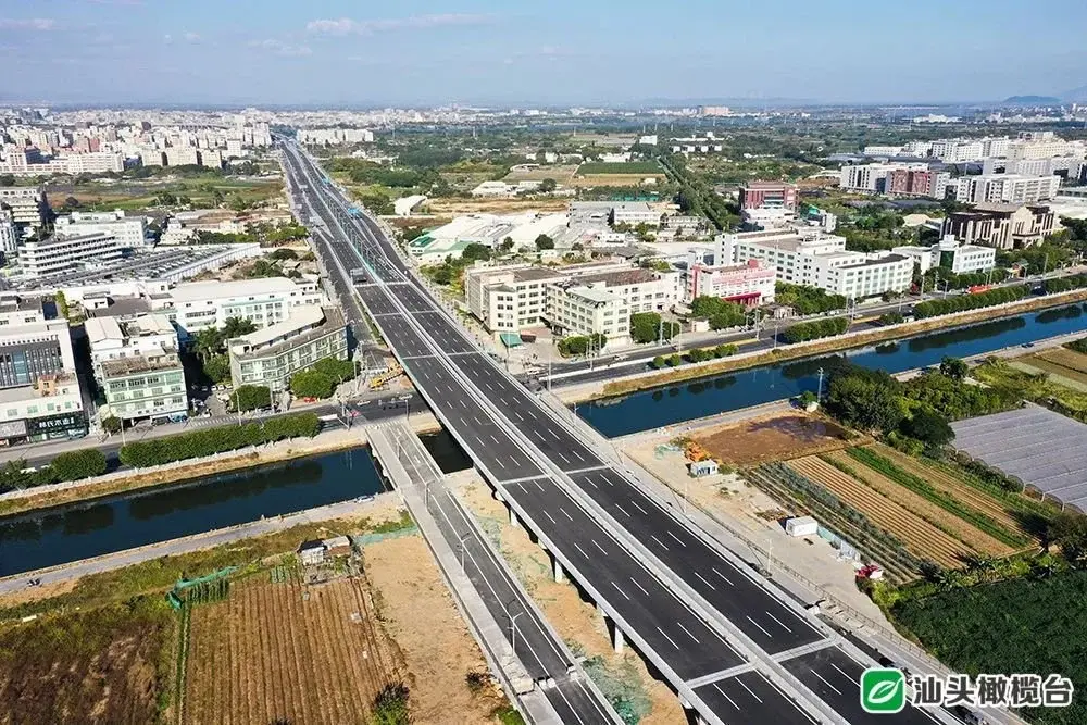 汕北大道(凤东路)澄海段起于澄海区盐鸿镇坛头村与潮州市饶平县交界