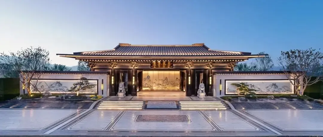 贵阳建发和玺,匠心打造细节从一进大门高规格的歇山顶到二进院"书香映