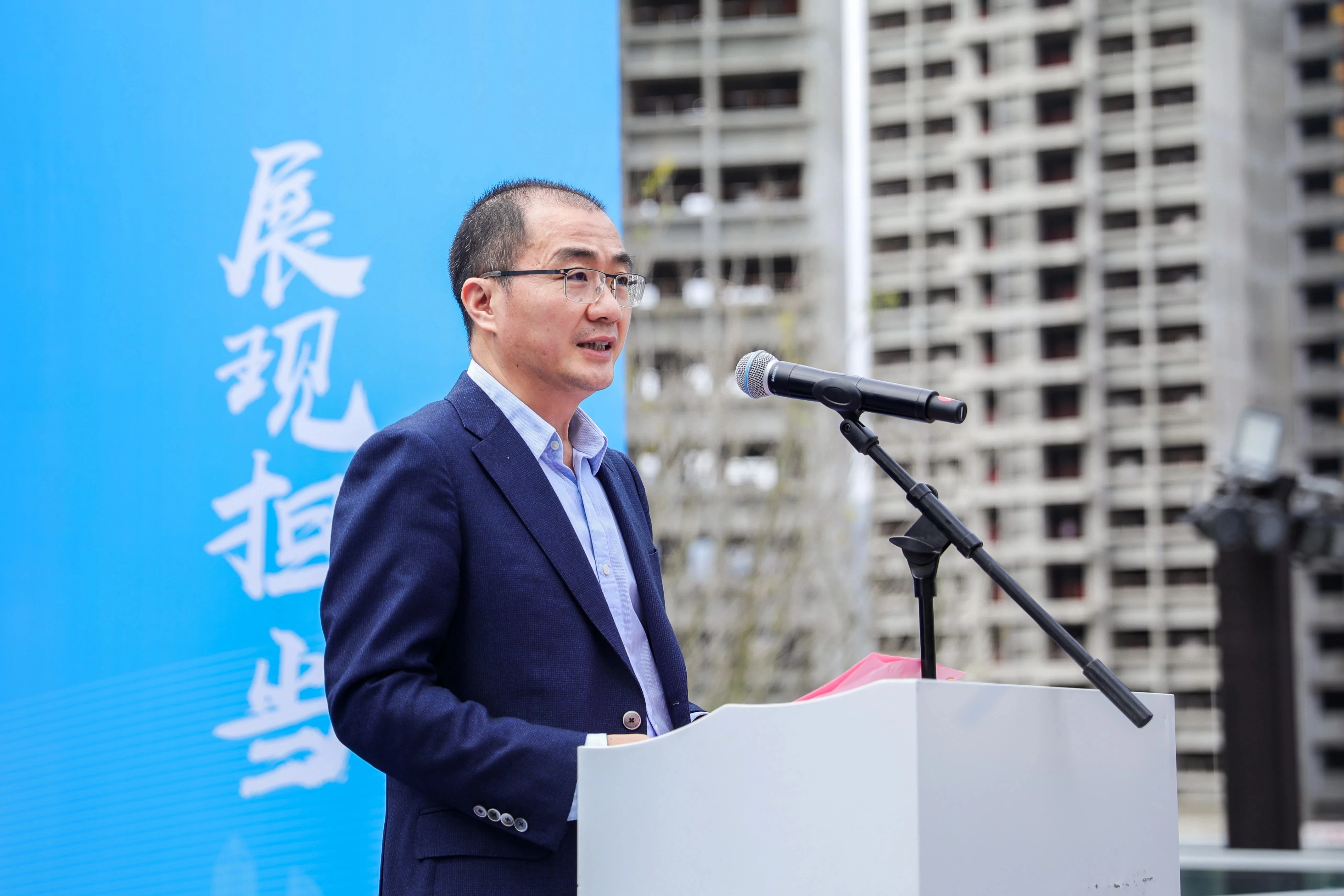 华润置地深圳大区总经理蒋慕川表示,通过本次协议签署,将进一步巩固