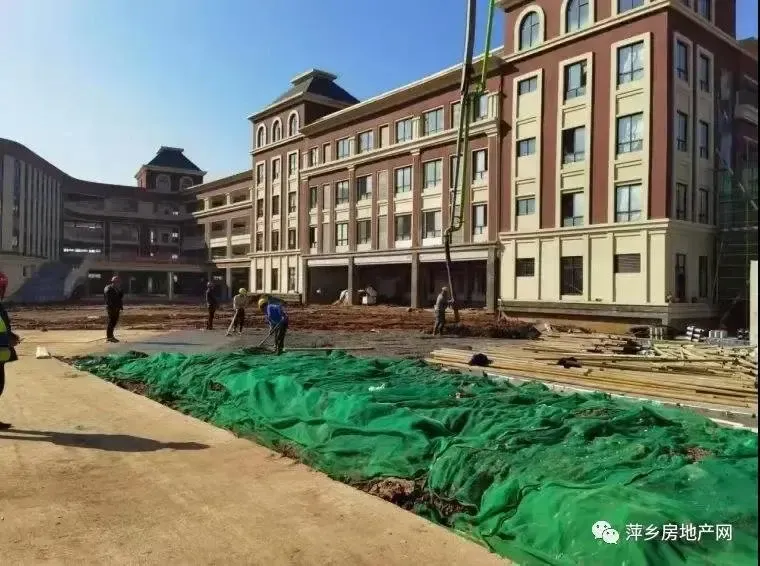 安源区新城学校进展主体教学楼已经竣工