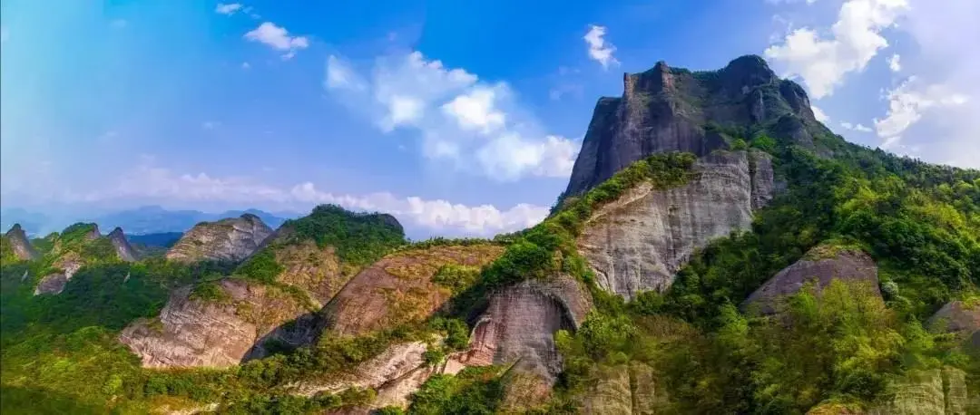 来看看喀斯特地貌赋予桂林的的奇山异景