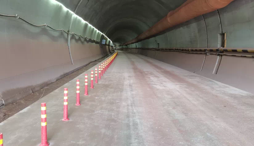 “大漾云兰”高速公路“云兰”段最长隧道岭丹隧道左幅顺利贯通