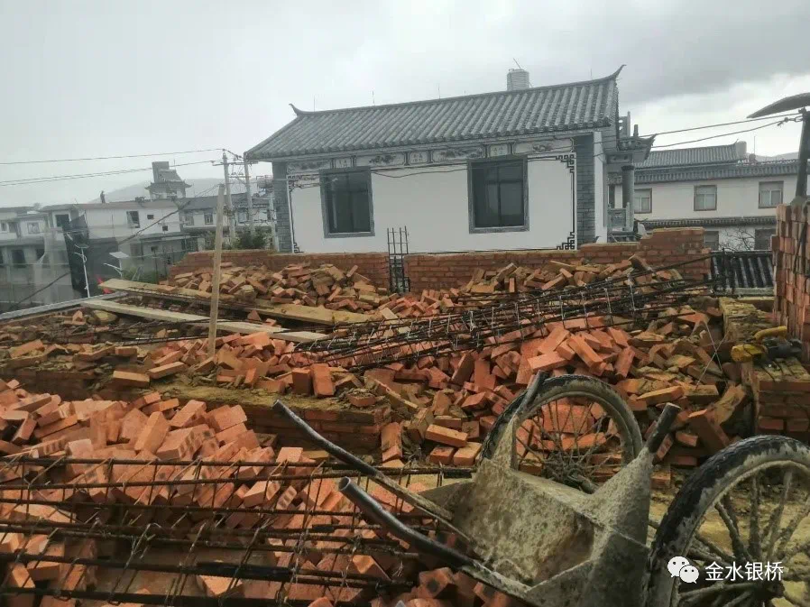 大理红山村拆除图片