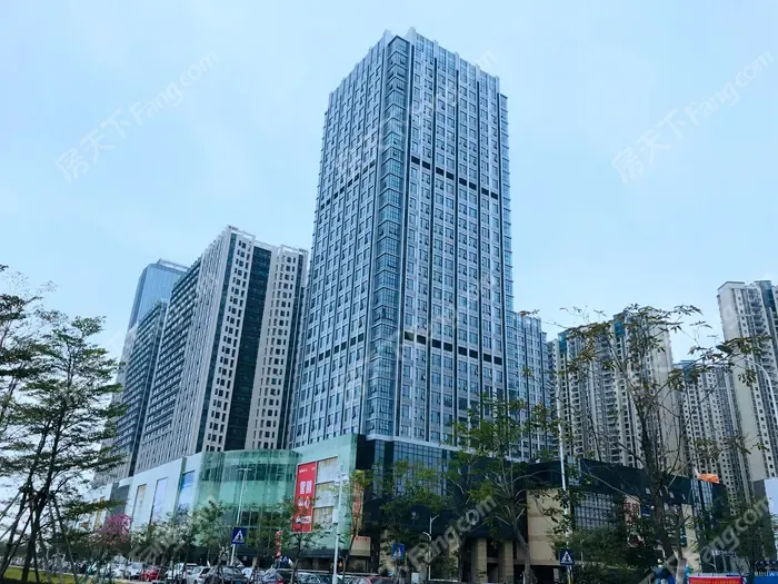 实景图滨海明珠轩滨海明珠轩,位于湛江市开发区龙汐路2号(中澳友谊