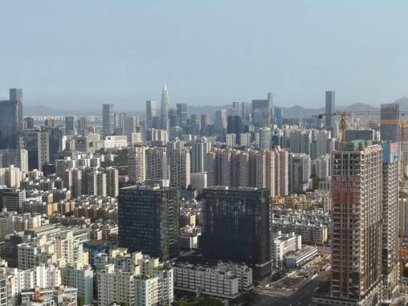 深圳二手房价连跌11个月，有学位房挂牌价一年下调500万「区域楼市观察」