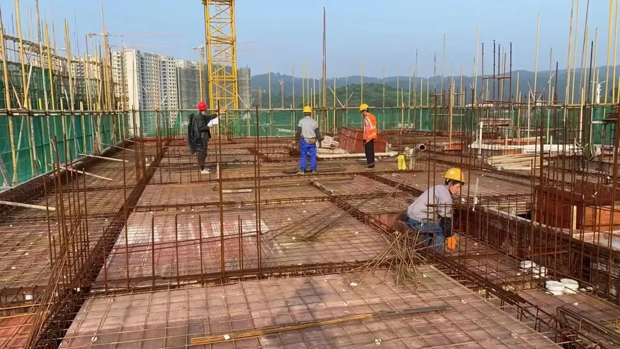 现场实探宝能国际会展城臻悦府星悦湾两大组团有序施工中