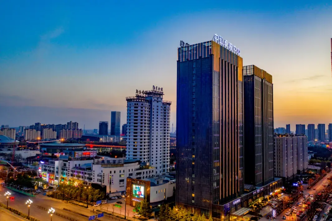 10盘共耀燃购618嗨爆直播间中弘卓越集团地产22周年庆活动圆满举行