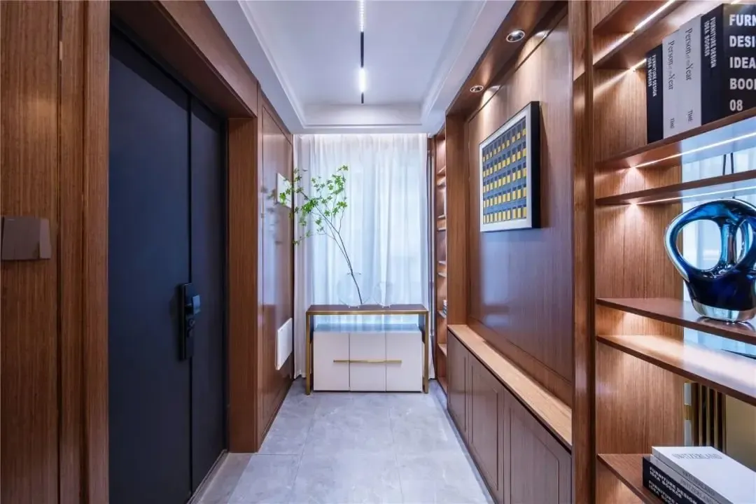 成世家·山合樾样板间丨实拍图1梯2户入户仪序,家家户户私享电梯前室
