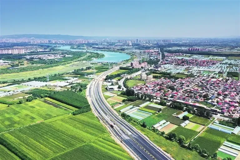 滨河东路南延将实现太原市区与潇河产业园区及清徐县的快速连接.