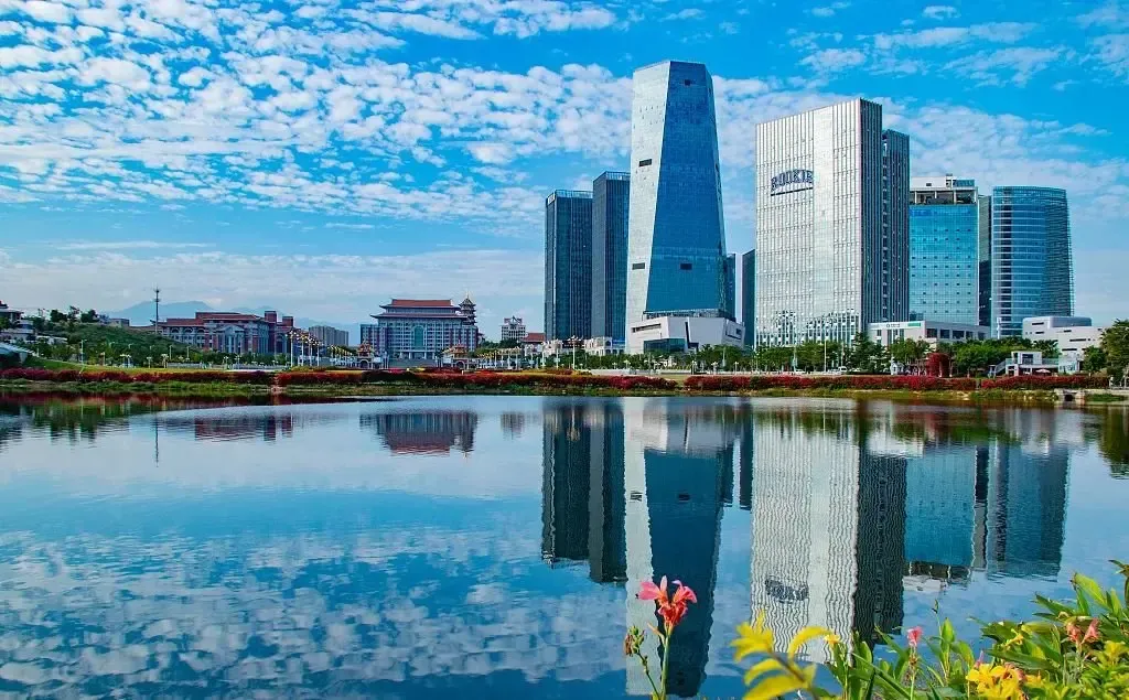 随着软件园三期,电子城国际创新中心,集美新城商务中心,杏林湾营运