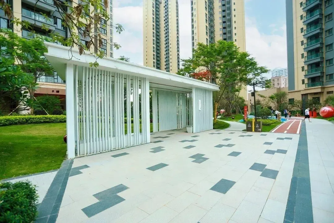 牧云左岸公馆夏日限定美景脚步定格只是因为多看了你一眼