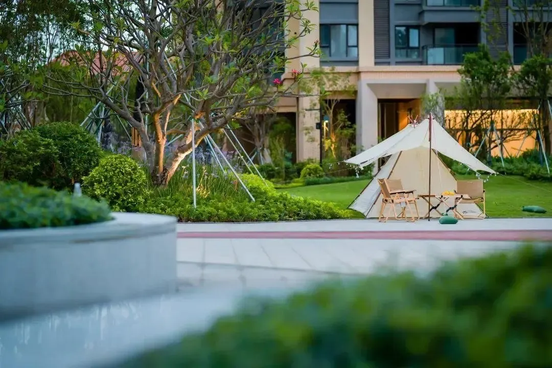 牧云左岸公馆夏日限定美景脚步定格只是因为多看了你一眼