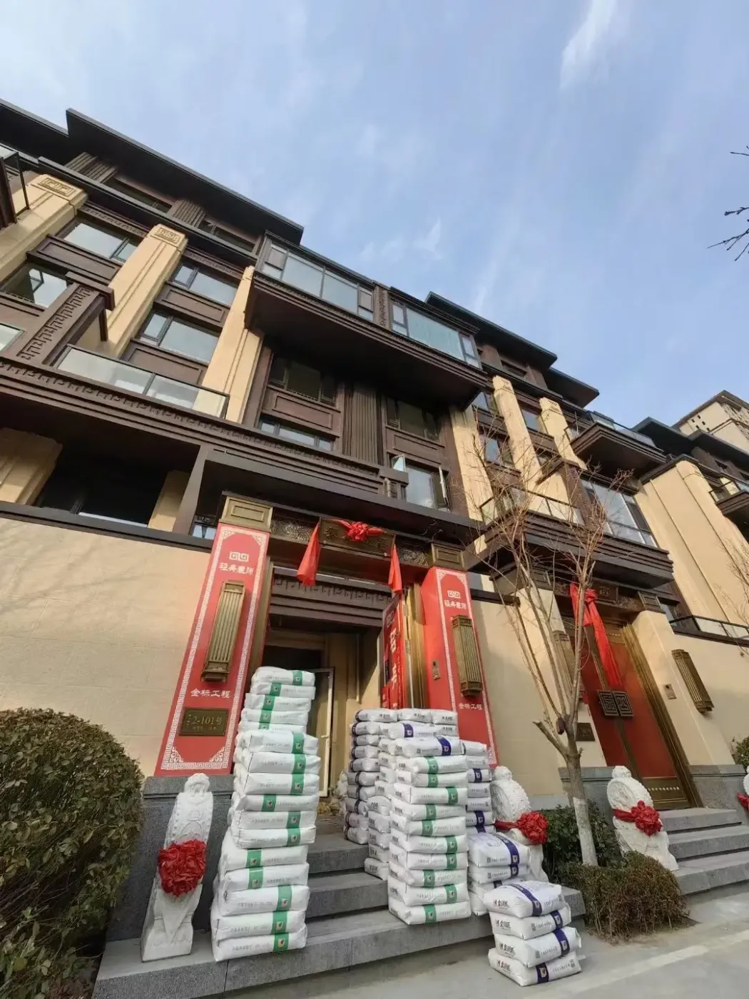 泰安泰山院子182㎡下叠墅装修施工现场实拍