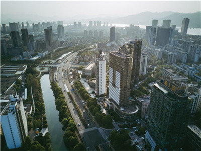 旅拍改写城市生意经:西安上半年接待上亿人次,延吉年内多了347家租赁店
