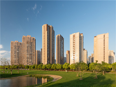今年上半年广州房企前20强卖房收入超千亿元