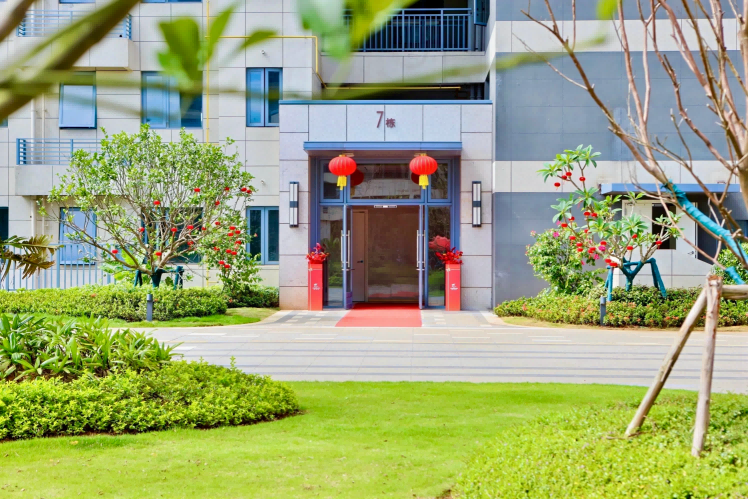 海口宝龙城又交房了！累计交付10210户！热销力&交付力“双领跑”，实力定义红盘标杆！