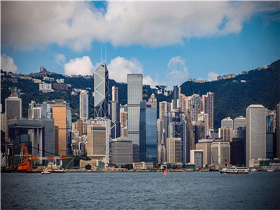 华东三城6月开盘量稳中有爆：上海759组抢24套房创纪录 杭州顶豪触发233个月社保红线