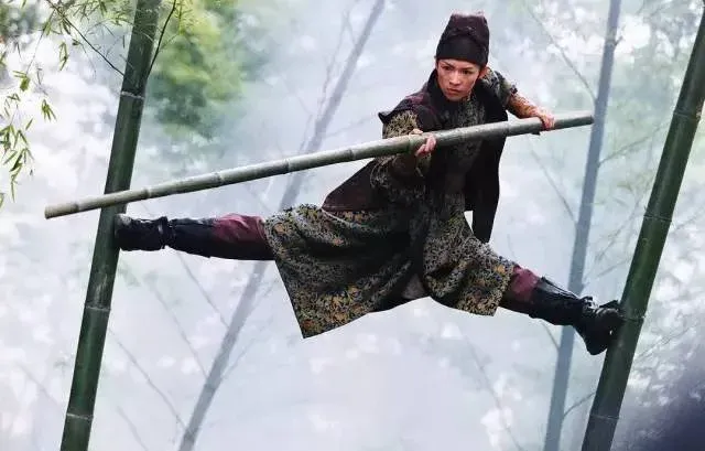 有人说竹子林是深圳最侠气十足的地铁站 一听站名就想起了《十面埋伏