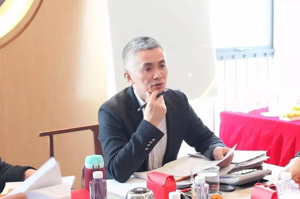 集团审计经理饶扬红,广西大区总经理聂斌,江苏大区副总经理王芳,江西