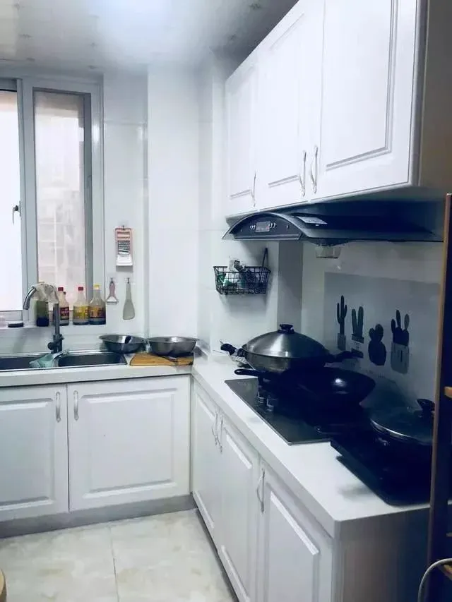 ����
