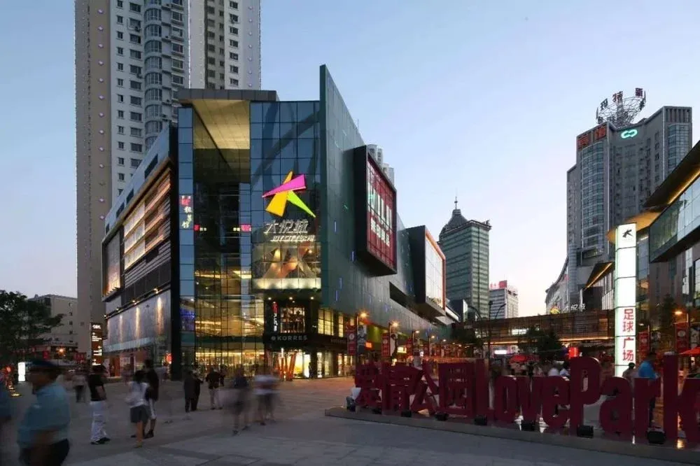 中粮地产宣布拟更名大悦城控股