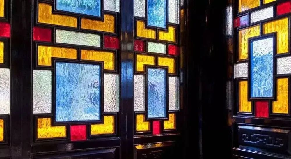 巴黎圣母院重建或需十年,还好"玫瑰花窗"已开遍世界各地