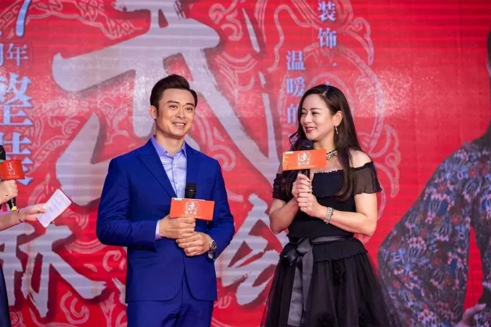 樊少皇李婷宜20年后世纪同框圣都装饰17周年温暖如初