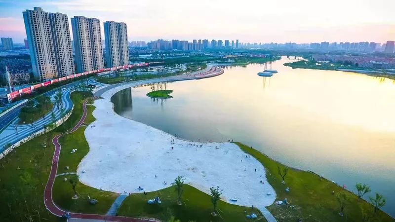 咸阳沣河金湾沙滩公园图片