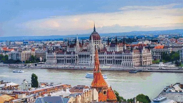 买房就送欧洲游德法意瑞4国12天免费畅游欧洲