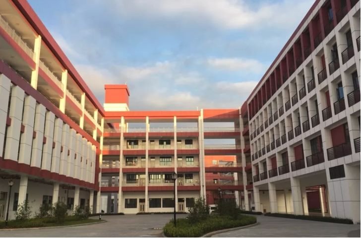 高东小学图片